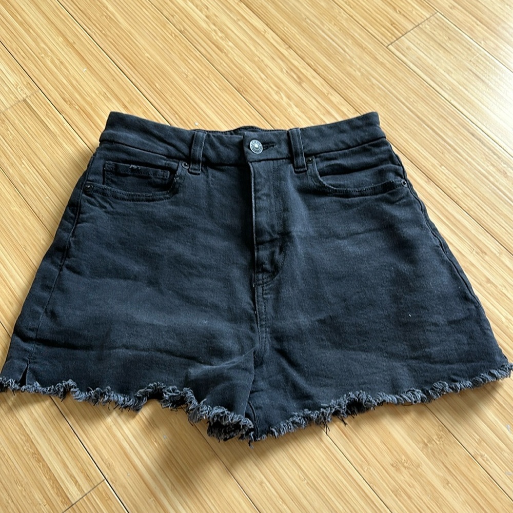 PRICE DROP!💛 American eagle curvy mom short black